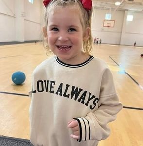 Meet your Posher, Kelli wilson